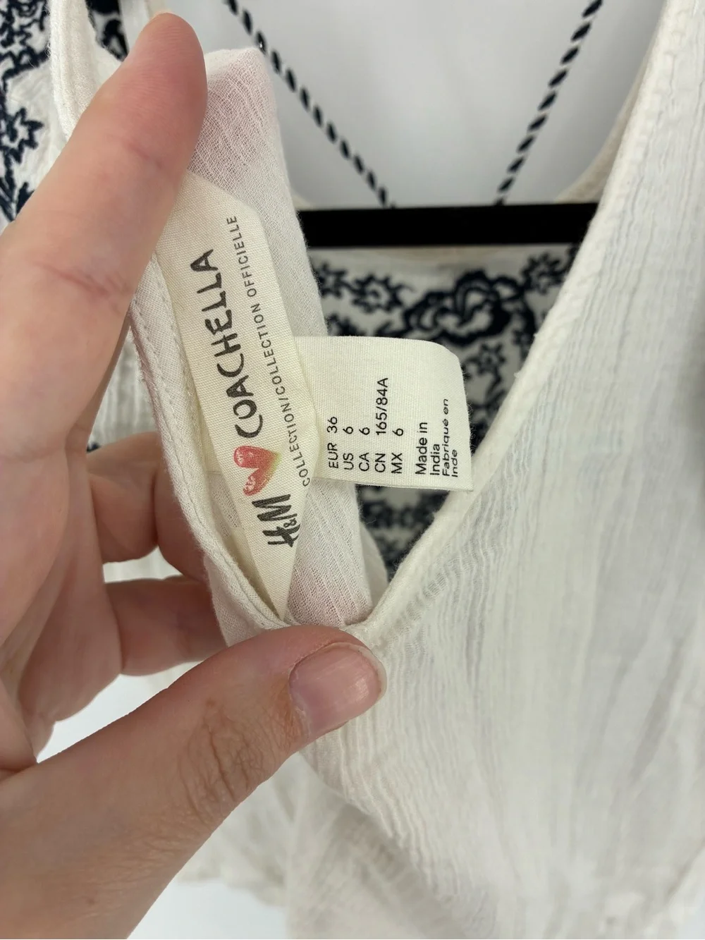 H&M Coachella White Blouse with Blue Floral Embroidery - Picture 4 of 9